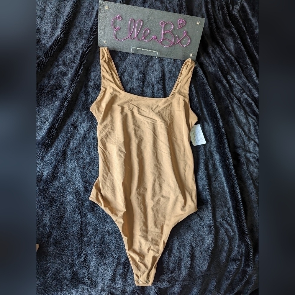 NWT Auden Brown Bodysuit L